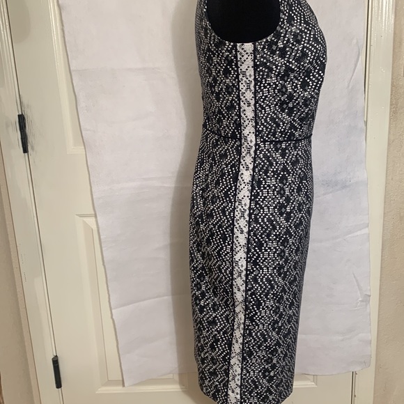 ETCETERA Size 0, Black and White Sleeveless Dress, Pit to Pit 16”, NWT - Picture 6 of 10